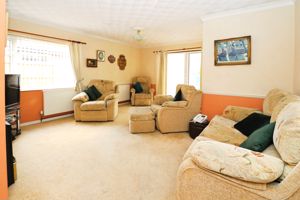 Station Road Alresford- click for photo gallery